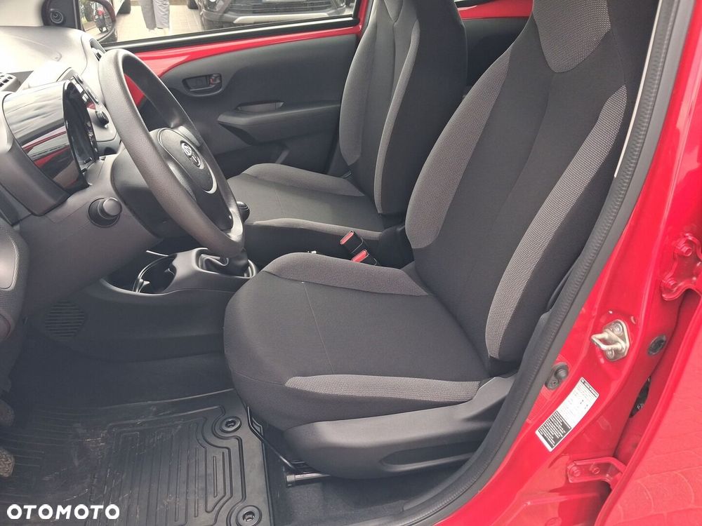Toyota Aygo - 11