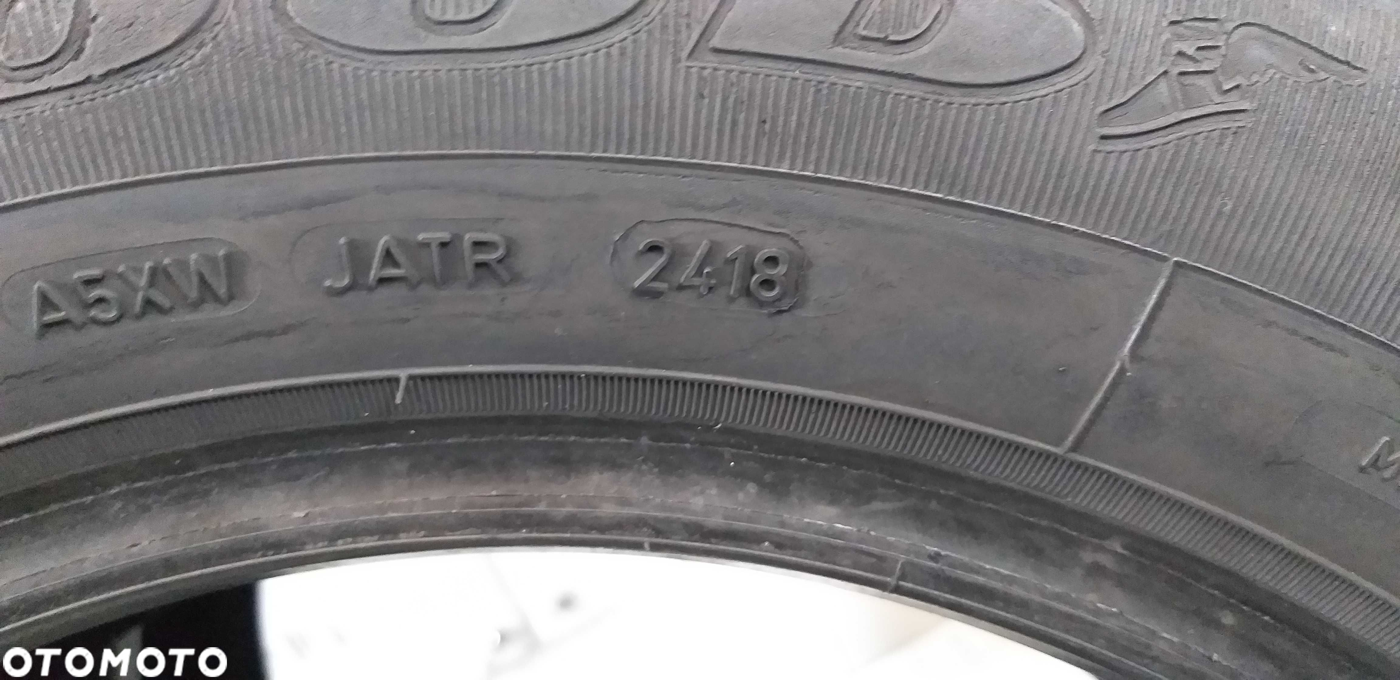 P143341C para 205/60R16 Goodyear Efficient Grip 2018r - 5