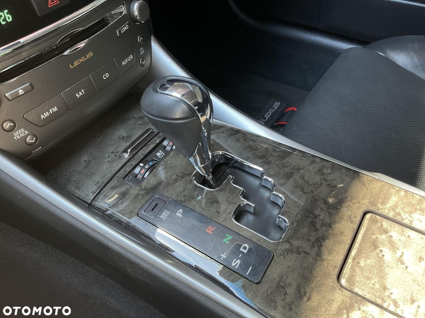 Lexus IS - 23