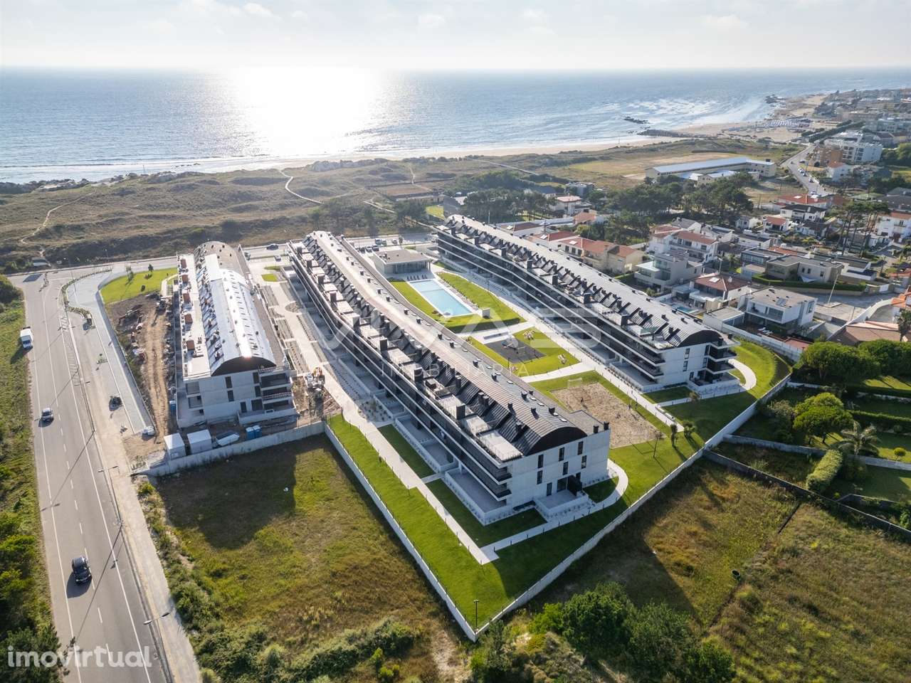 Apartamento T3 em Condomínio Fechado - Grande imagem: 2/43