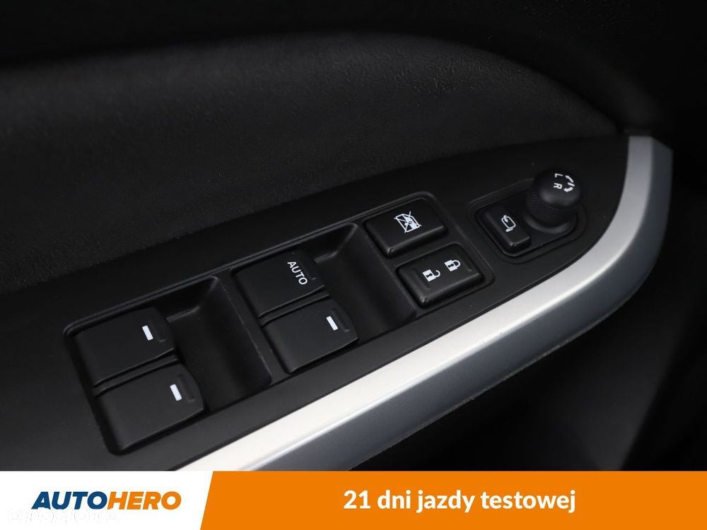 Suzuki Vitara 1.6 XLED 4WD - 30