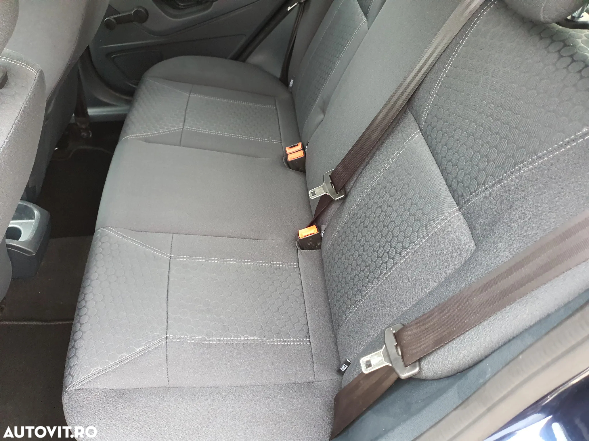 Ford Fiesta 1.6 TDCi DPF Titanium - 7