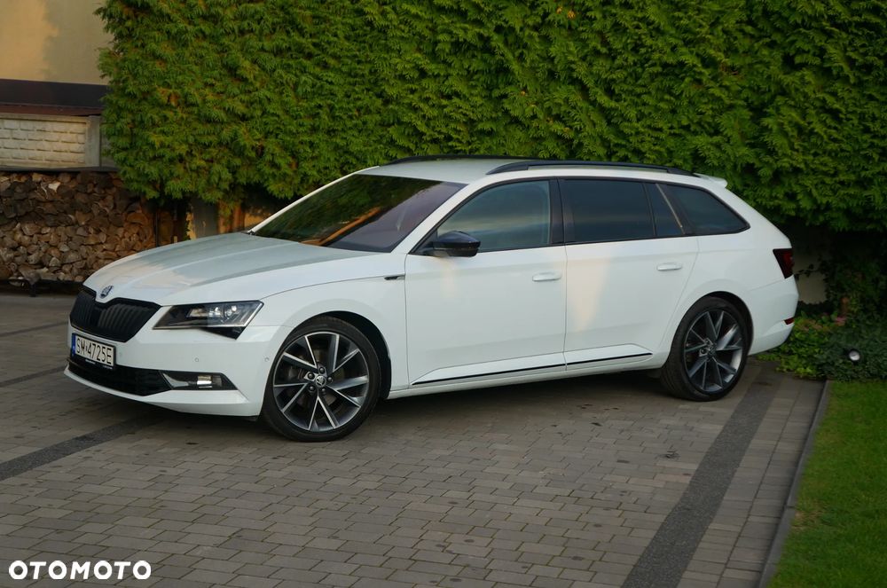 Skoda Superb 2.0 TDI 4x4 DSG SportLine - 11
