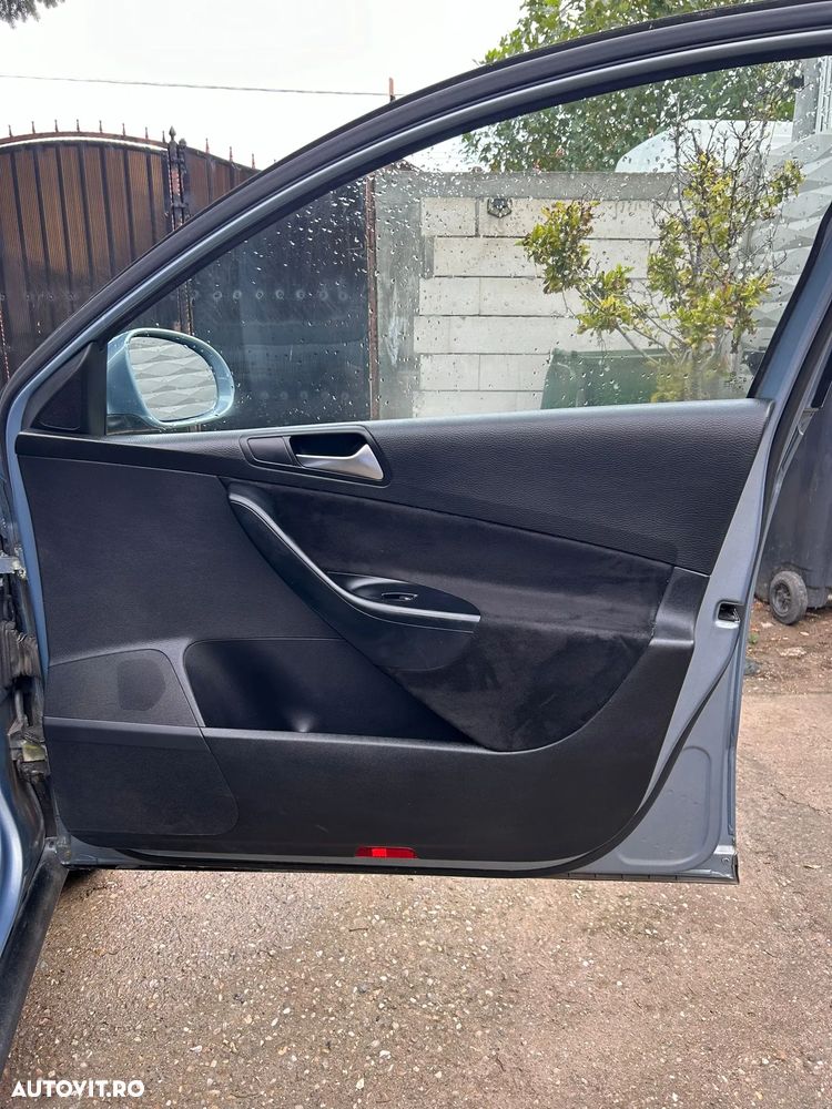 Volkswagen Passat - 7