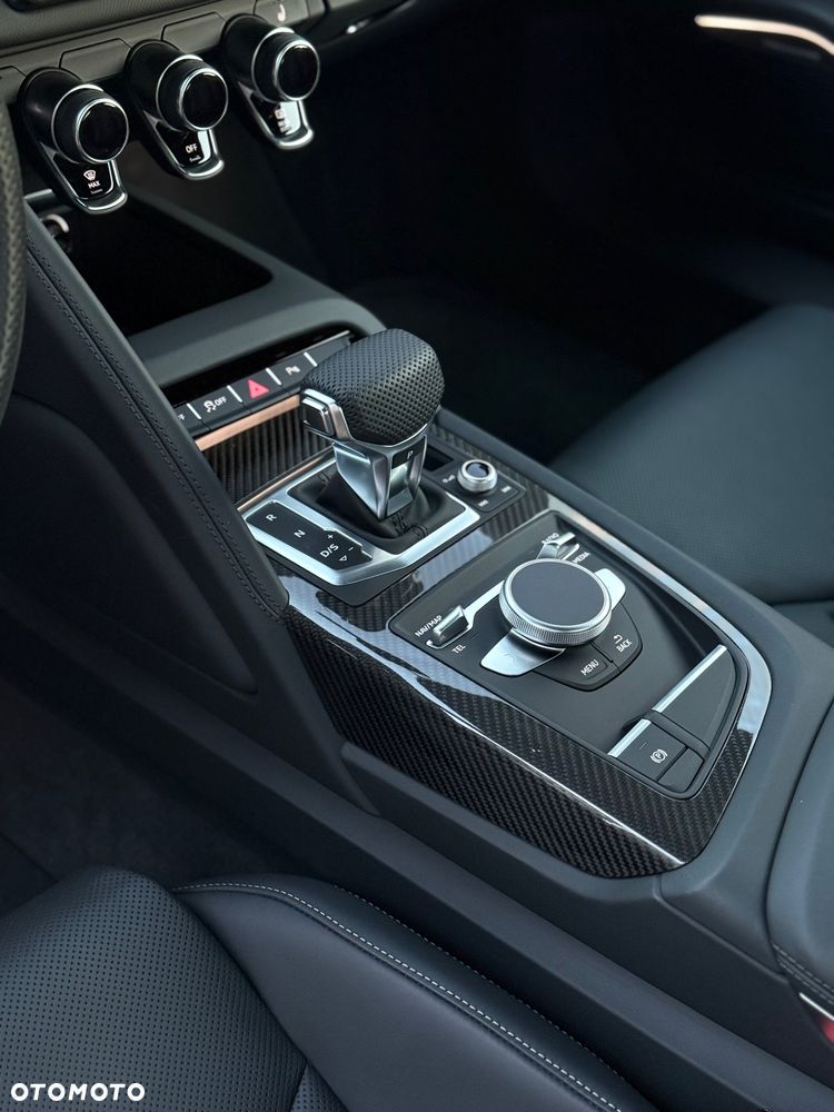 Audi R8 Coupé V10 Quattro Performance - 16