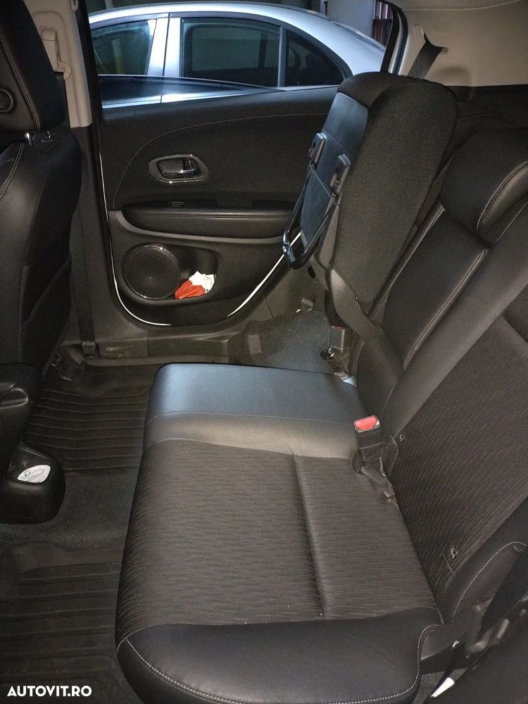 Honda HR-V 1.5 i-VTEC 4x2 CVT Executive - 35