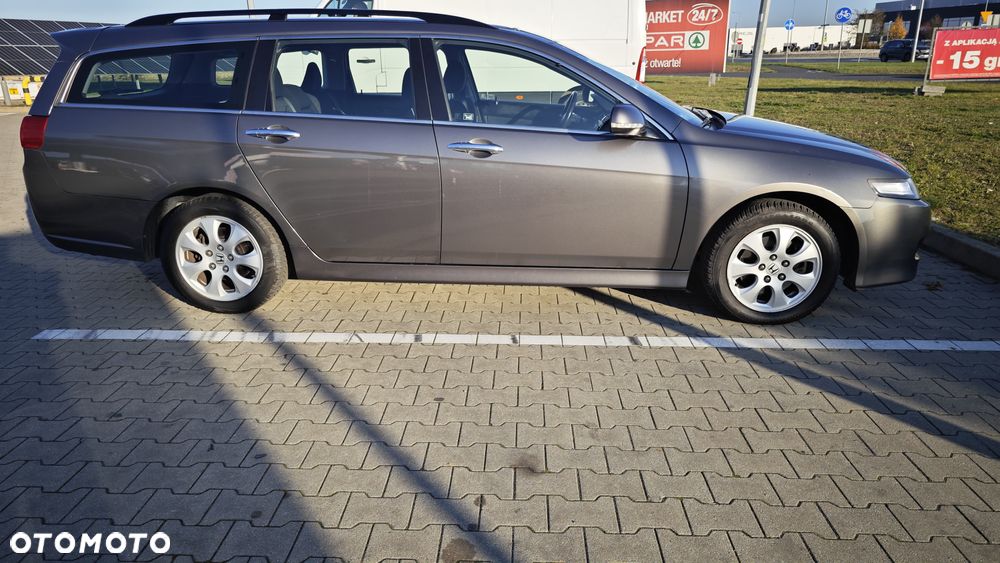 Honda Accord 2.0 Executive - 4