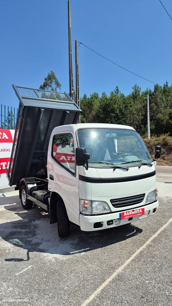 Toyota Dyna - 3