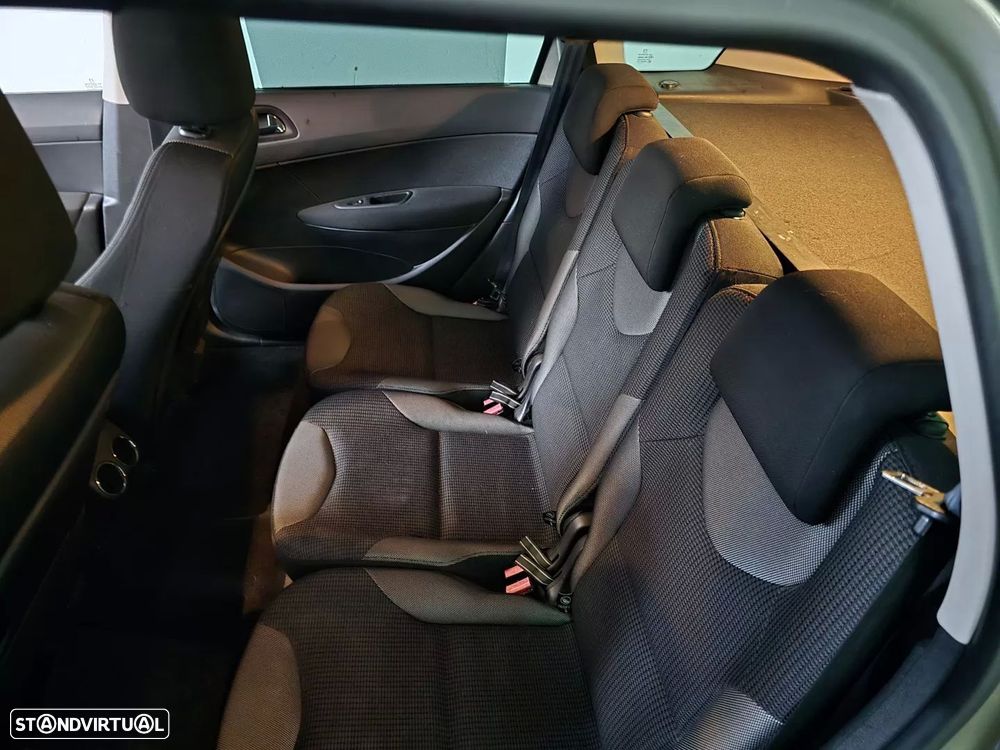 Peugeot 308 SW 1.6 HDi SE Navteq CVM6 - 8