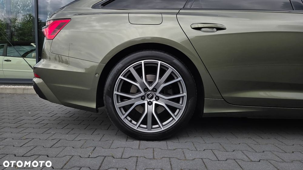 Audi A6 Avant 55 TFSI e quattro S tronic S line - 33