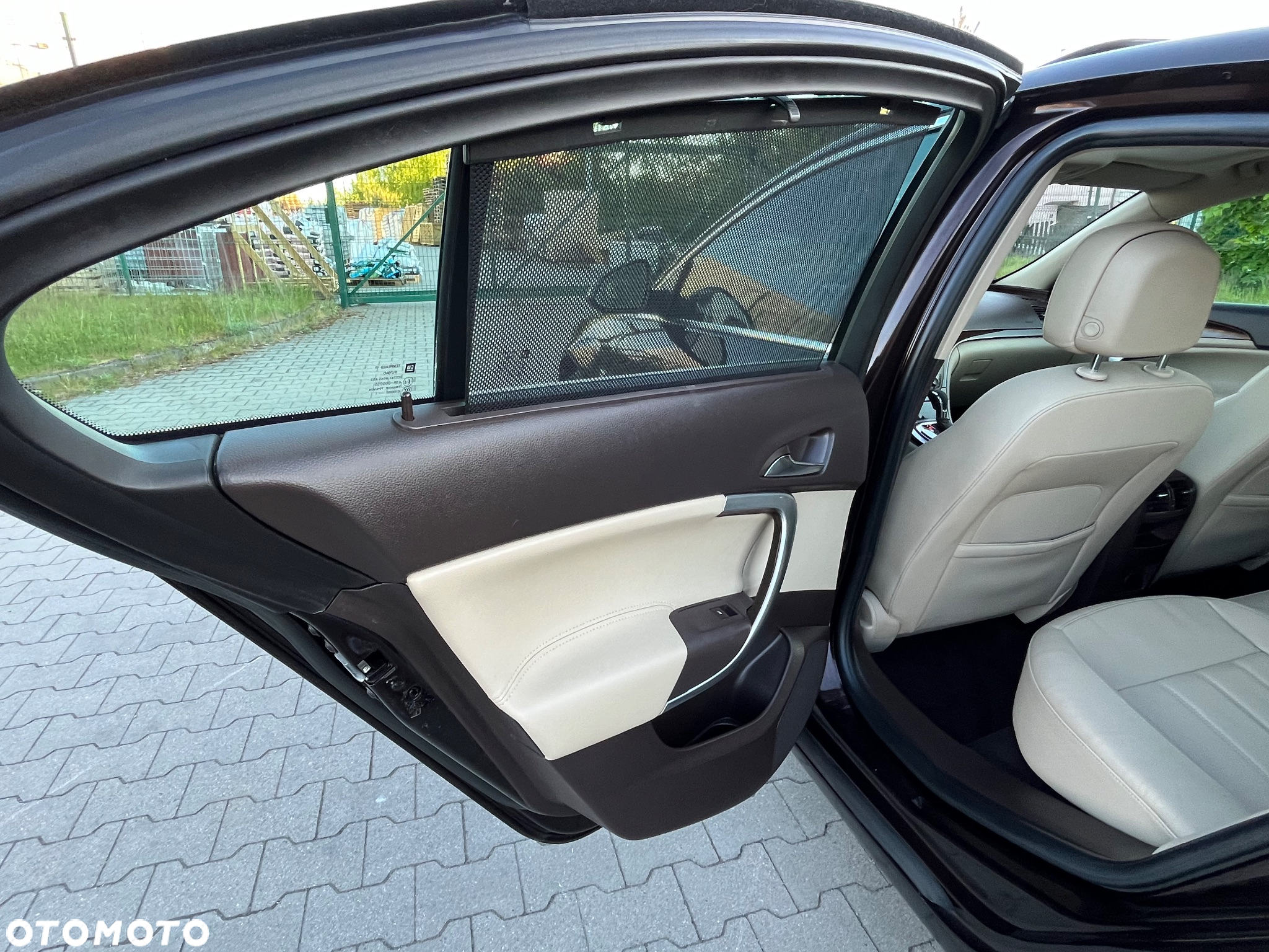 Opel Insignia 2.0 T Cosmo 4x4 - 9