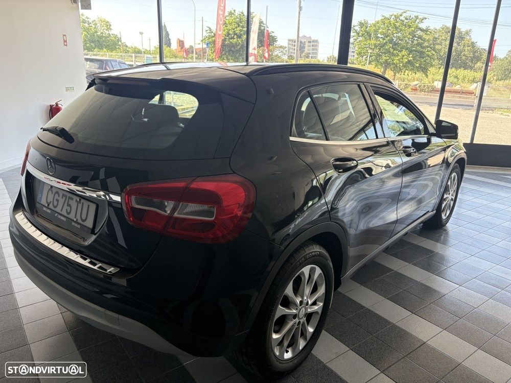 Mercedes-Benz GLA 180 (CDI) d Urban - 5