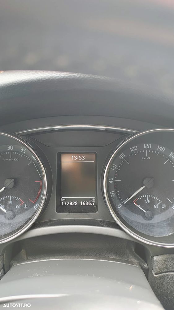 Skoda Superb 2.0 TDI Elegance - 11
