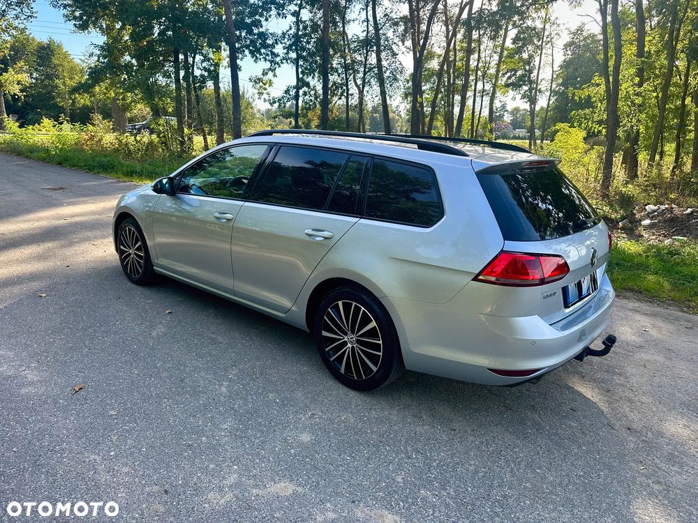Volkswagen Golf - 4