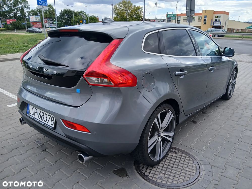 Volvo V40 D4 Drive-E Ocean Race - 20