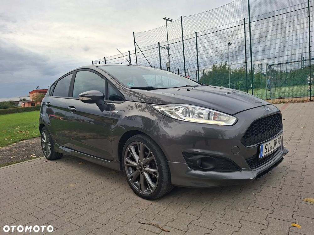 Ford Fiesta - 22