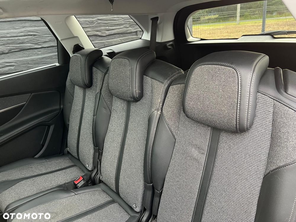 Peugeot 5008 BlueHDi 130 EAT8 Allure - 14