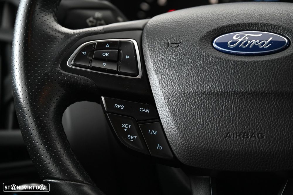 Ford Focus SW 1.5 TDCi ST-Line - 16