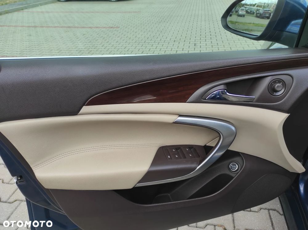Opel Insignia 2.0 CDTI - 24