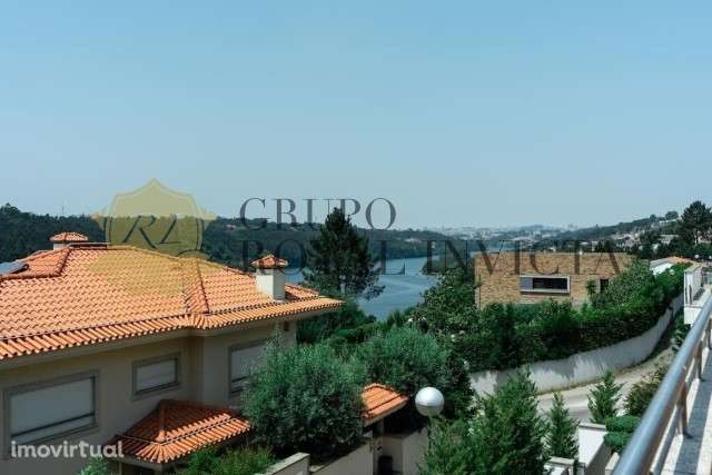 Magnífica Moradia T4 com Vista Espetacular sobre o Rio Douro - Grande imagem: 3/35
