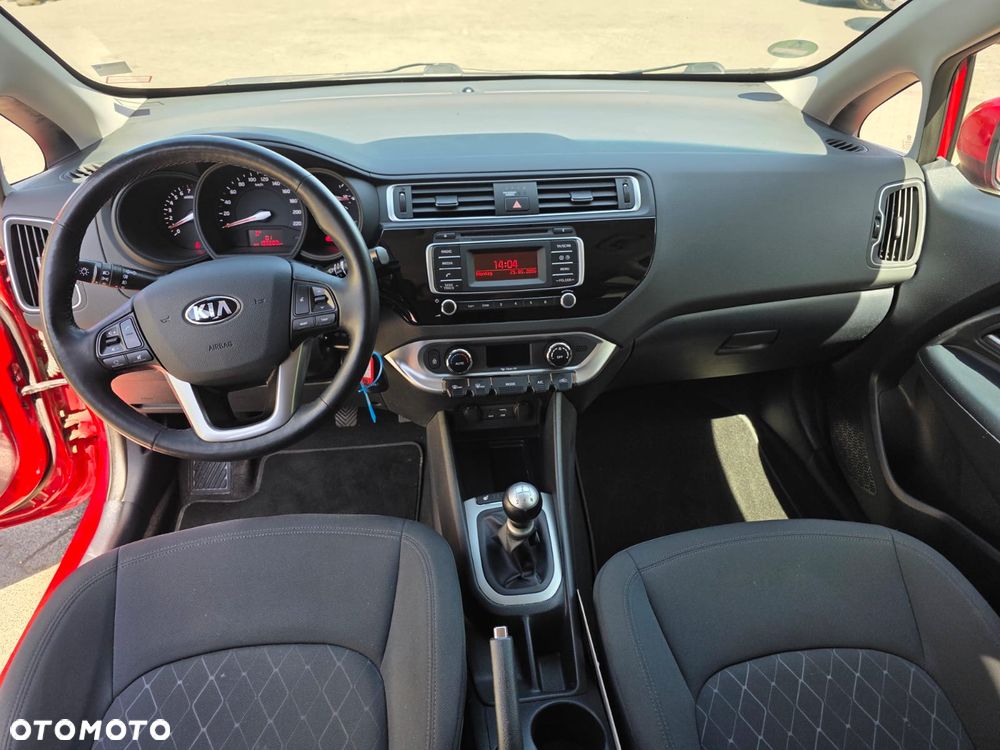 Kia Rio 1.2 Dream Team Edition - 3