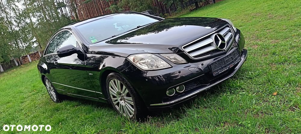 Mercedes-Benz Klasa E 250 CGI BlueEFFICIENCY Automatik Elegance - 3