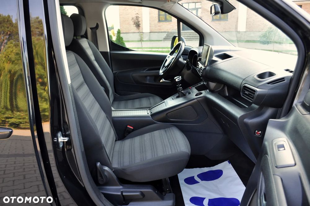 Opel Combo - 17