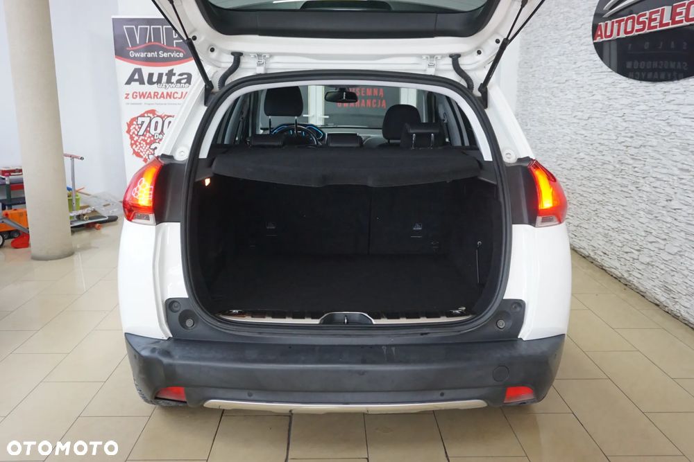 Peugeot 2008 BlueHDi 100 STOP & START Style - 21