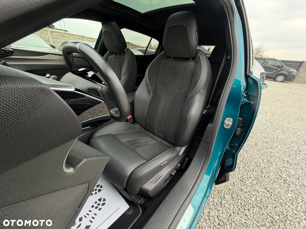 Peugeot 408 180 e-EAT8 GT - 30