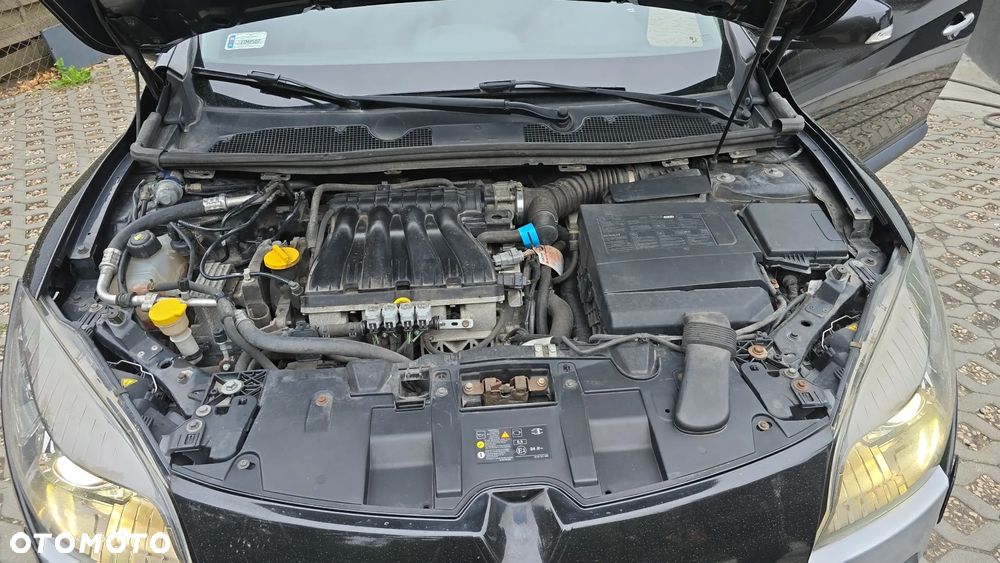 Renault Megane 2.0 16V Dynamique CVT - 15