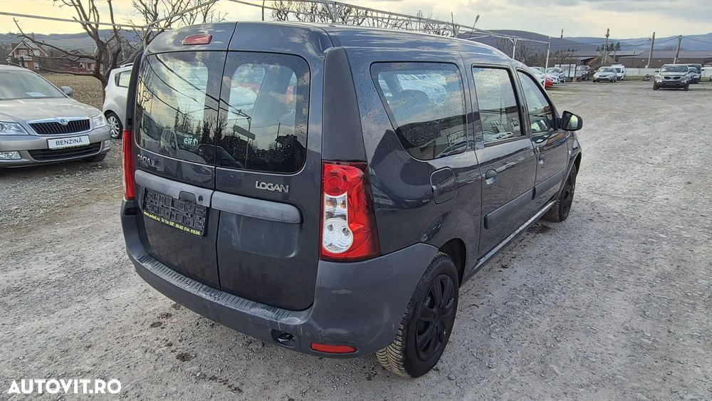 Dacia Logan - 4