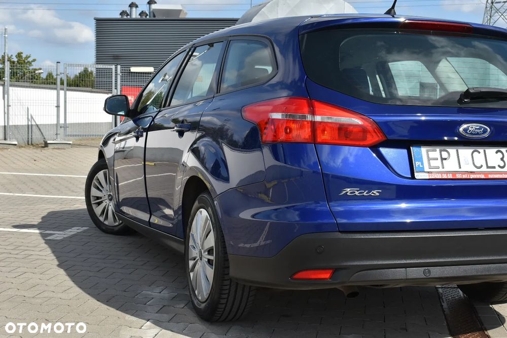 Ford Focus 1.5 TDCi Trend Sport - 6