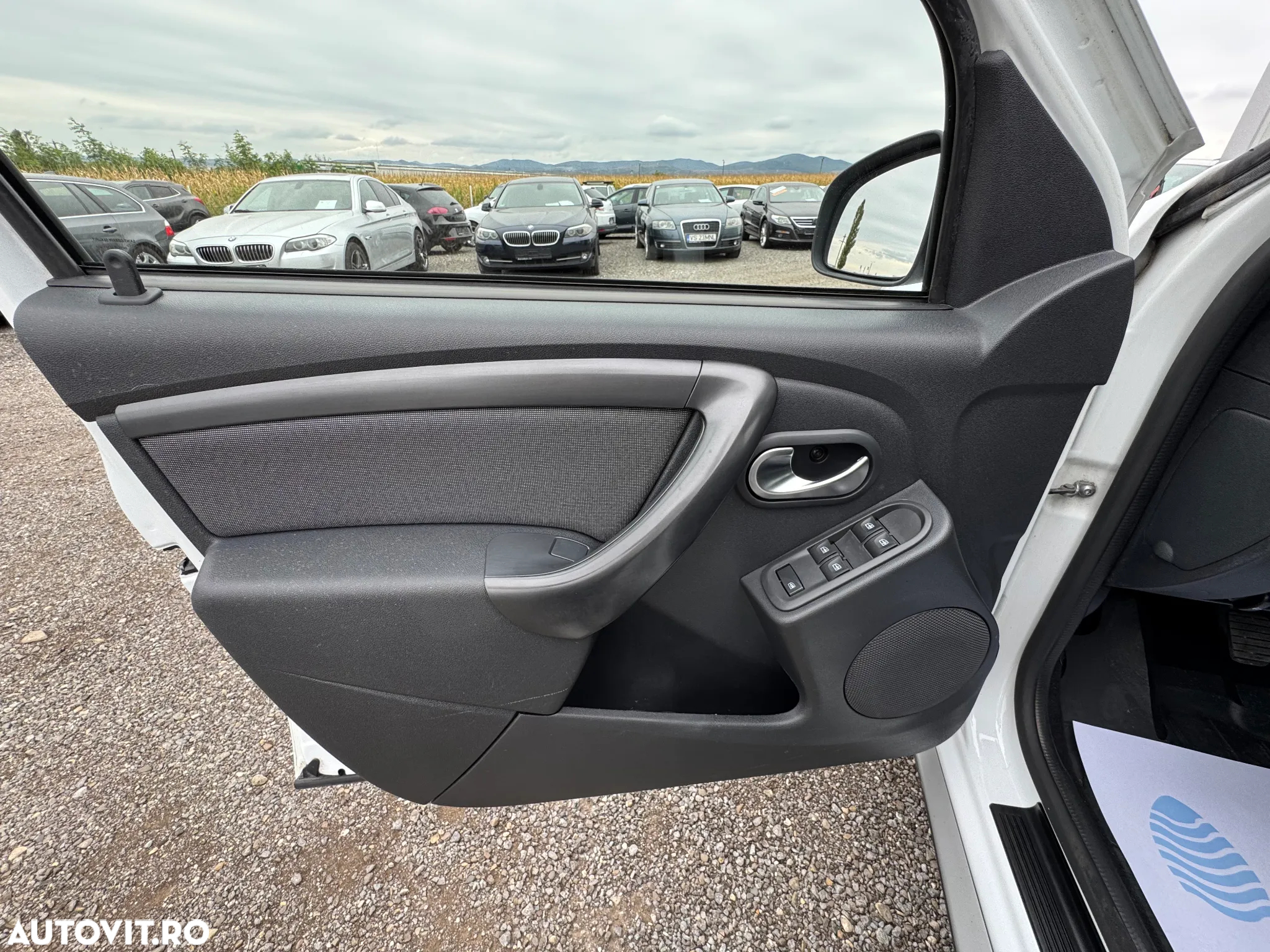Dacia Duster 1.5 dCi 4x2 Laureate - 11