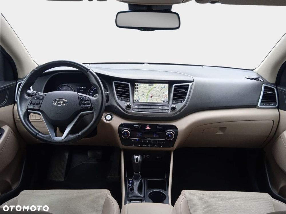 Hyundai Tucson 1.7 CRDI BlueDrive Style 2WD DCT - 12