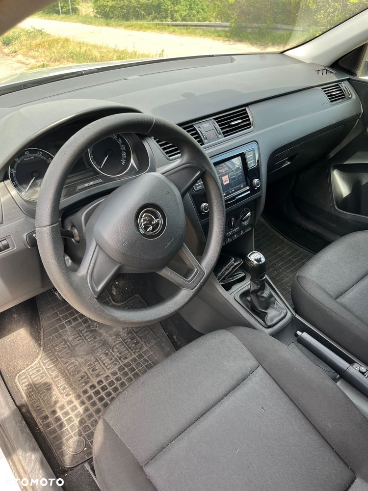 Skoda RAPID 1.0 TSI Ambition - 26
