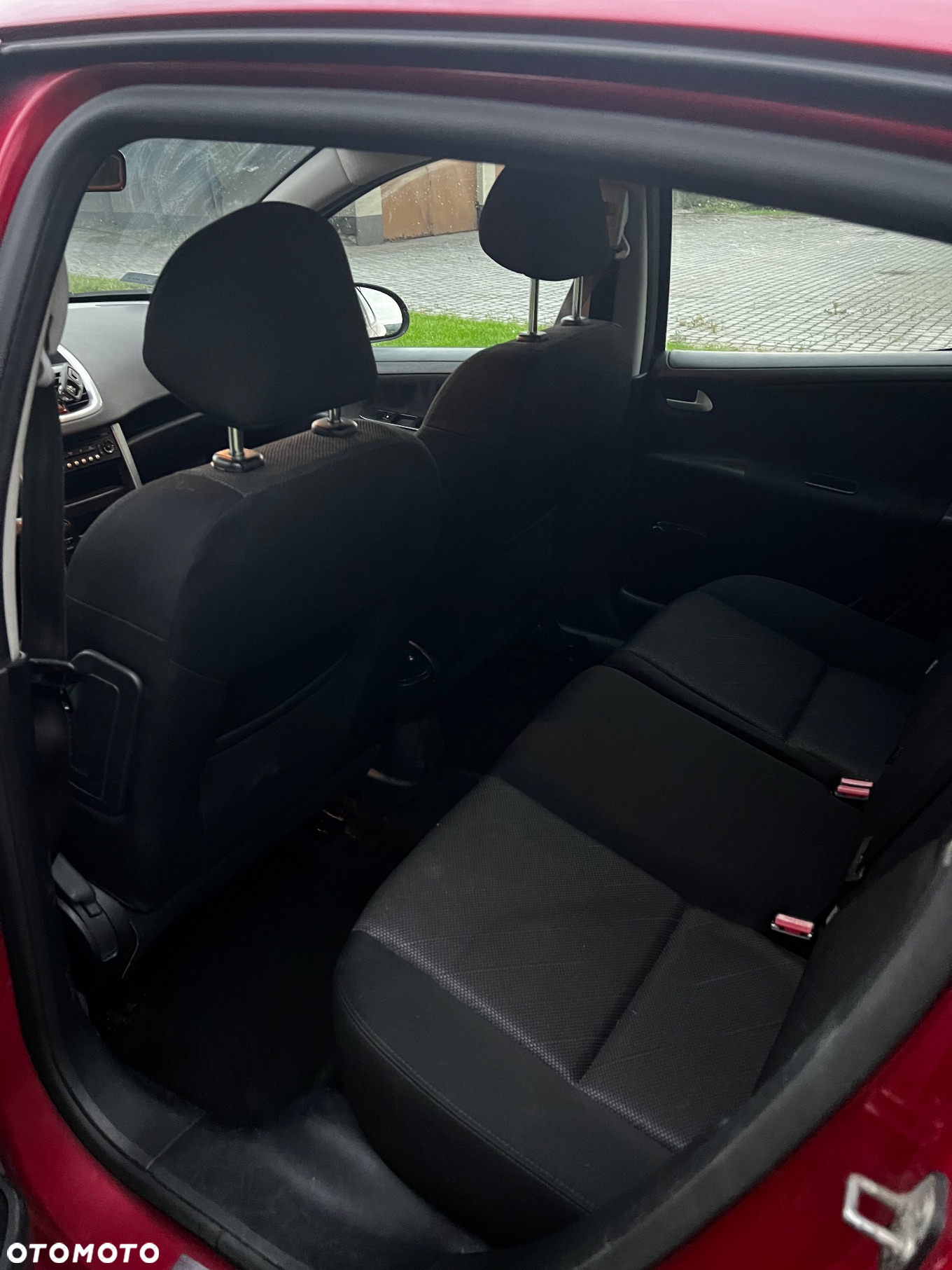 Peugeot 207 1.4 HDi Presence - 9