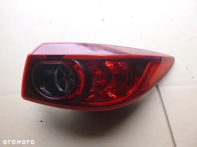 LAMPA PRAWY TYŁ PRAWA TYLNA MAZDA 3 SEDAN 2014-2018 - 11