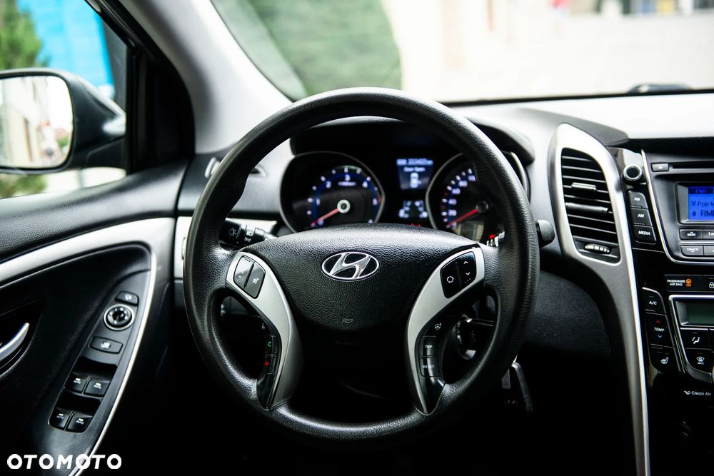 Hyundai i30 1.4 CRDi Advantage - 28