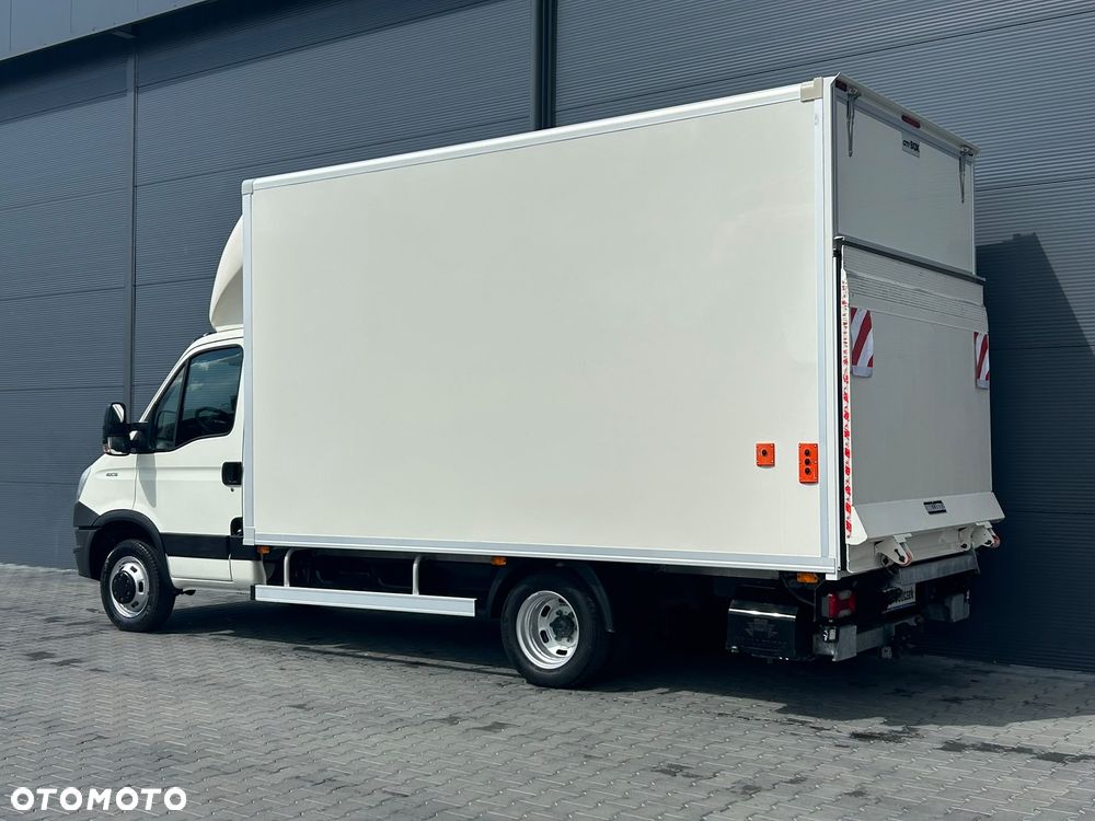 Iveco Daily 40C15 35C15 3.0 HPI Kontener 8 palet + winda 750kg + drzwi boczne **KLIMA**Sprowadzony**2013R** - 4