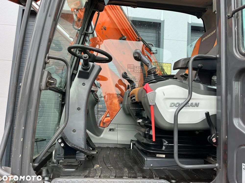 Doosan DX140W-3 - 8
