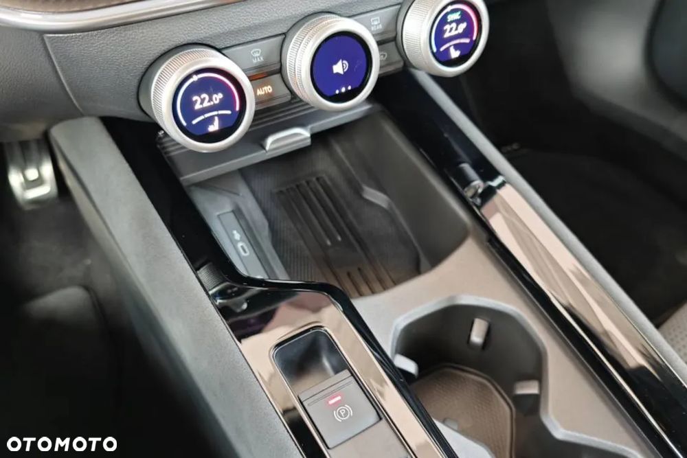 Skoda Superb 1.5 TSI Sportline DSG - 16