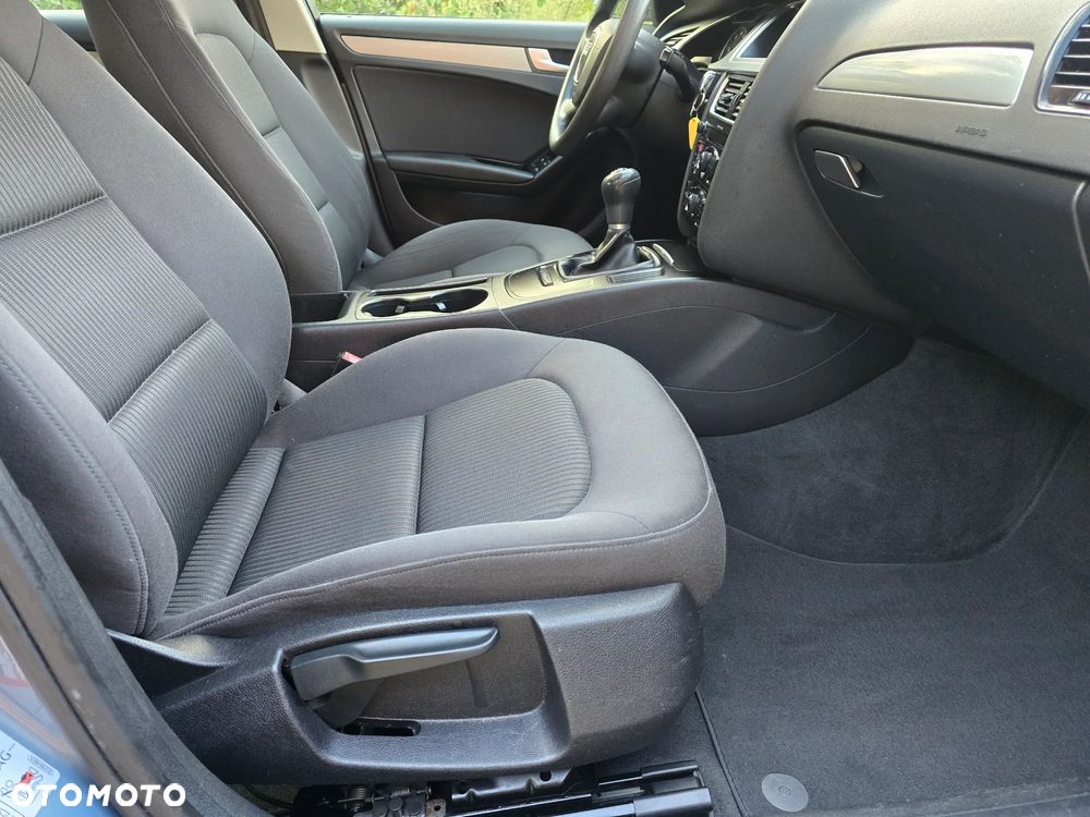 Audi A4 ver-1-8-tfsi-attraction - 26