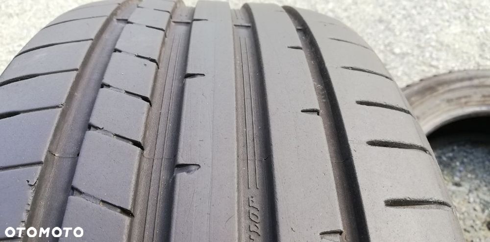 225/40/18 dunlop sport maxx rt 2