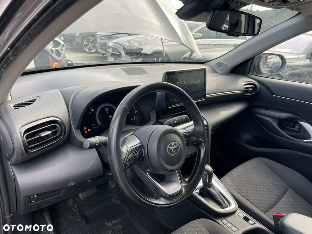 Toyota Yaris Cross Hybrid 1.5 Active - 8