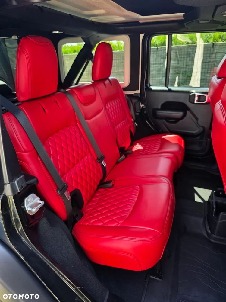 Jeep Wrangler - 18