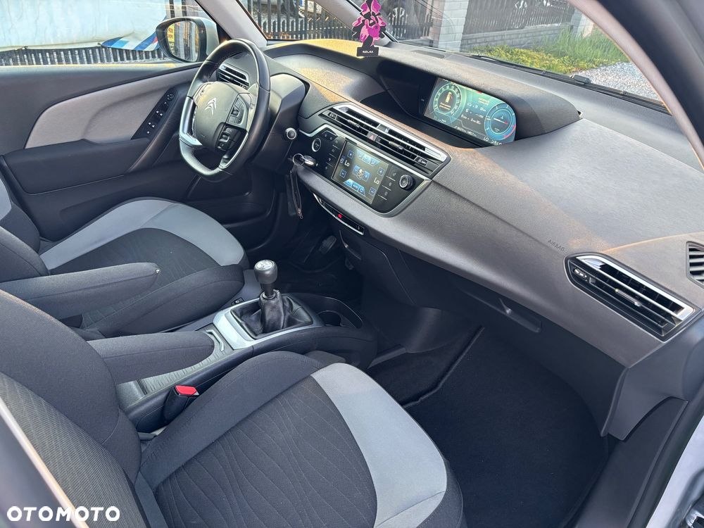 Citroën C4 Picasso - 11