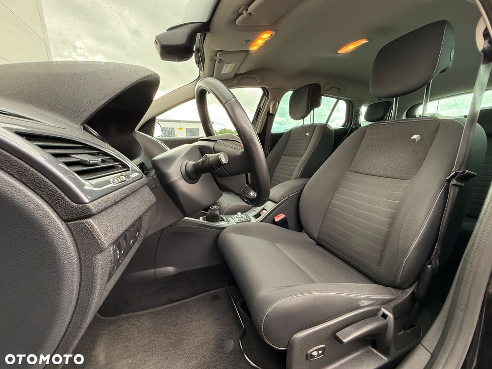 Renault Megane 1.5 dCi Energy Limited EU6 - 11