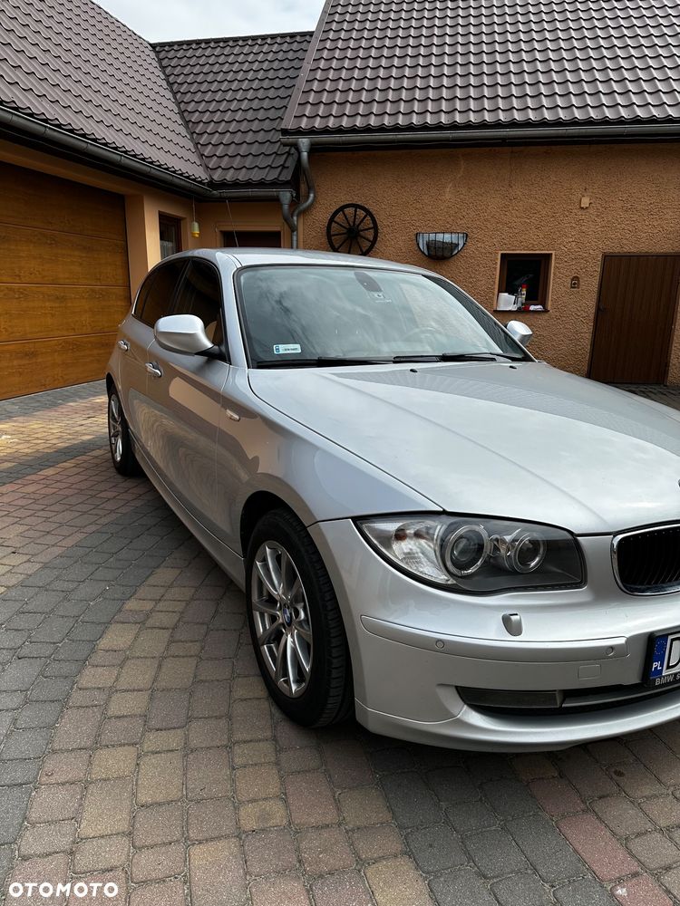 BMW Seria 1 120d DPF - 5