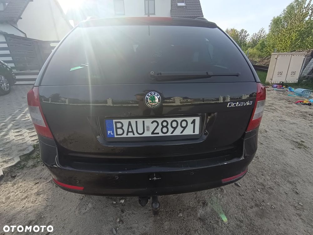Skoda Octavia 1.6 TDI DPF DSG FAMILY - 7