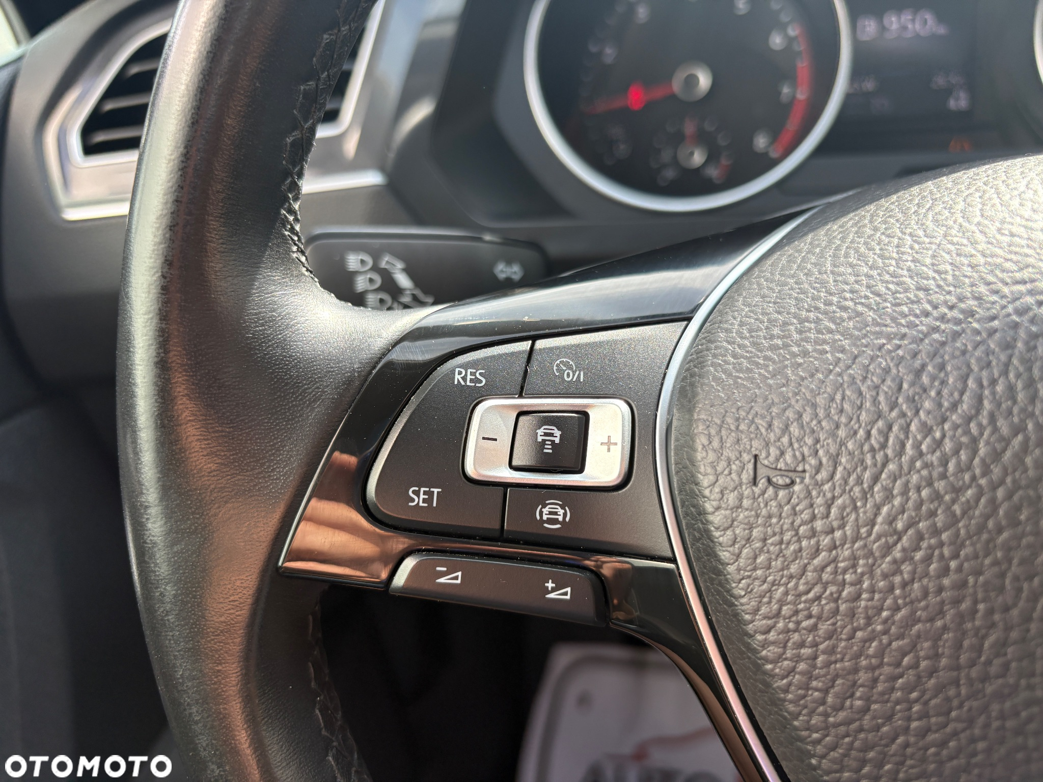 Volkswagen Tiguan 1.5 TSI ACT OPF Comfortline - 28